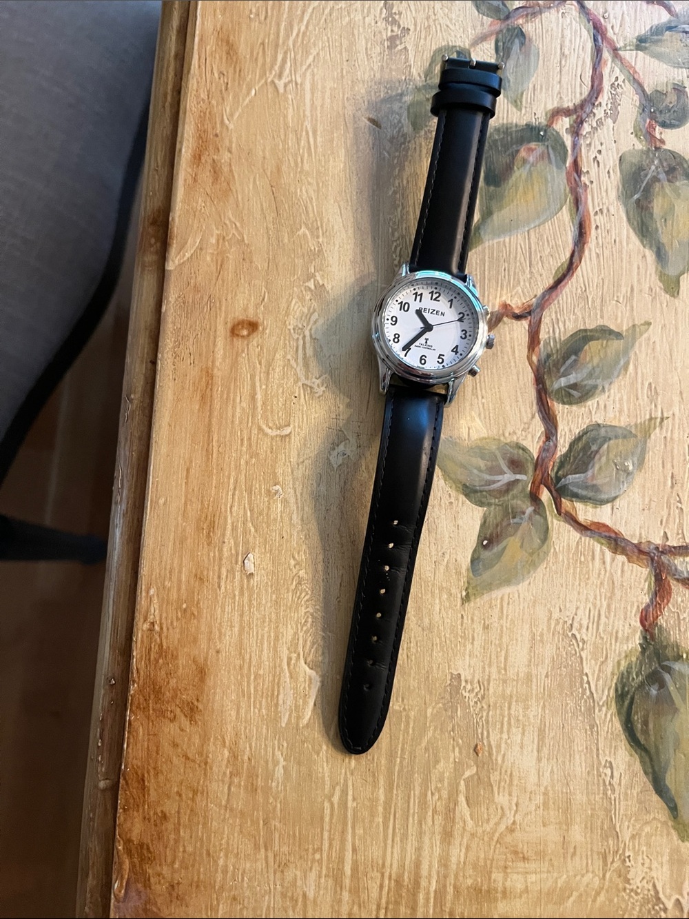 Reizen Talking Radio-Controlled Watch